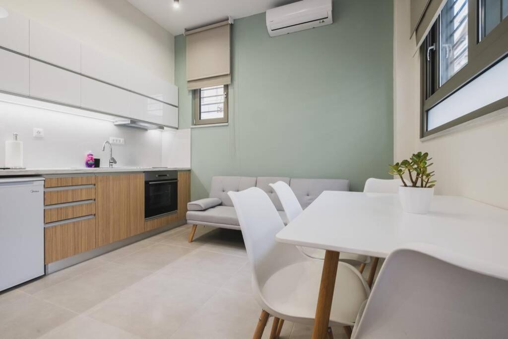 Peris 2 - Central Apt Near Old Town - Ac, Washer La Canea Esterno foto