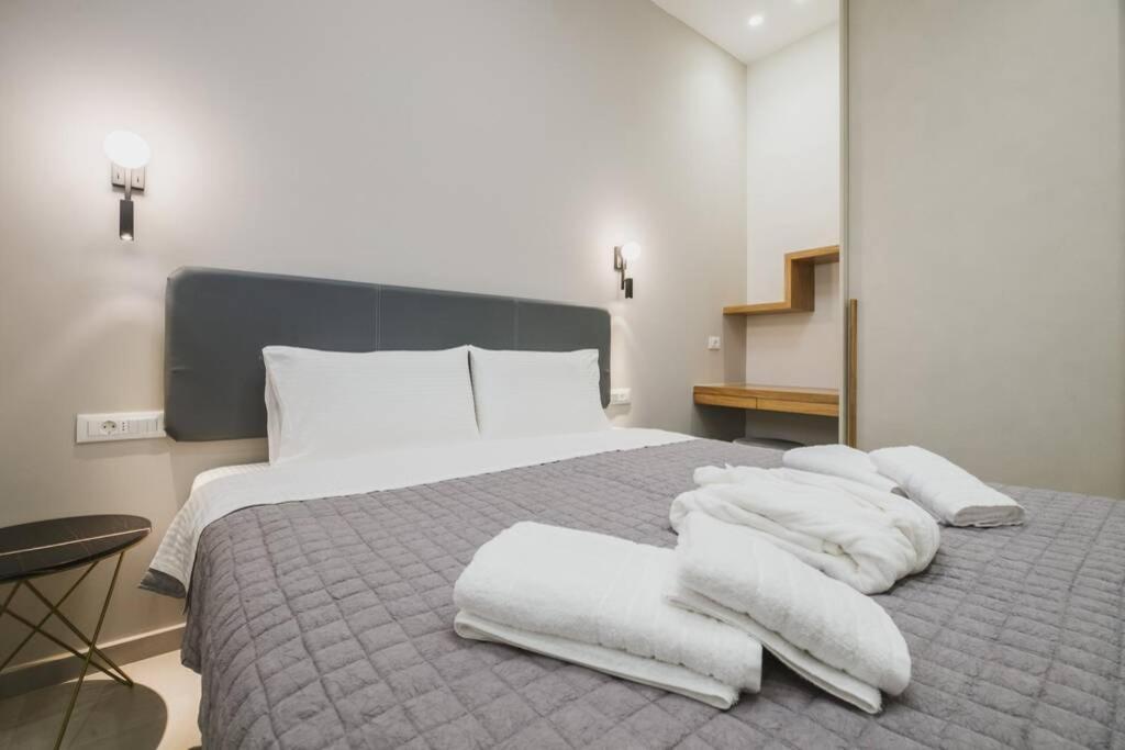 Peris 2 - Central Apt Near Old Town - Ac, Washer La Canea Esterno foto
