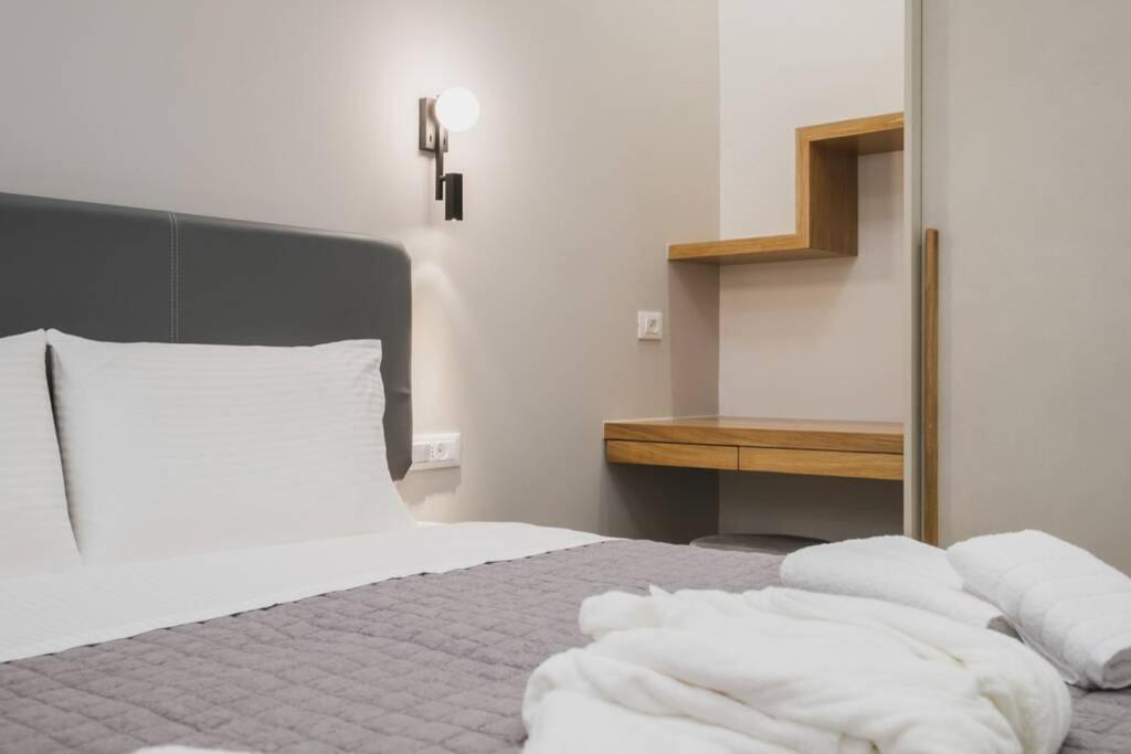 Peris 2 - Central Apt Near Old Town - Ac, Washer La Canea Esterno foto